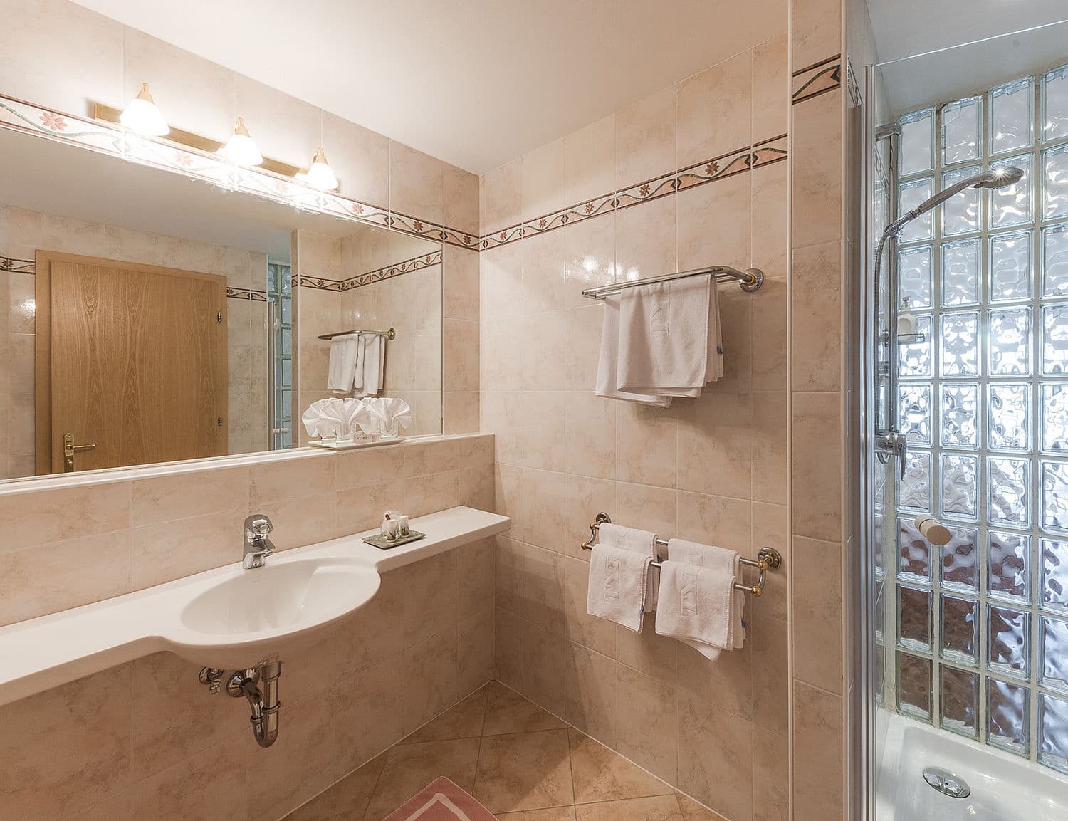 Einzelzimmer TYROL 33 - Bild 3